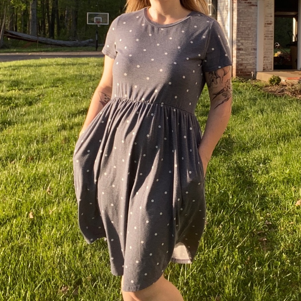 Polka dot pocket dress